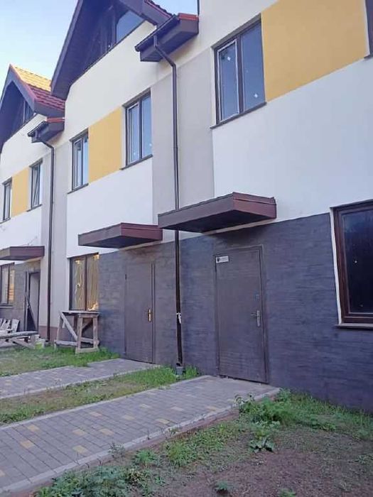 Продам таунхаус в ЧЕРНОМОРКЕ -2   рассрочка на 3 года