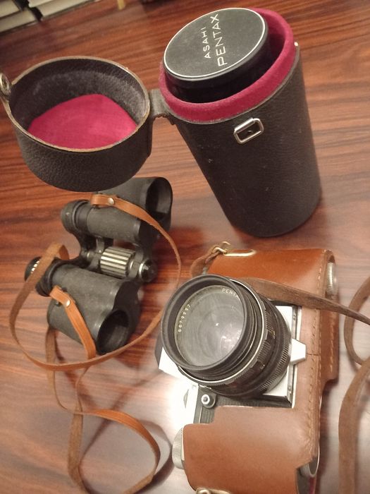 Máquina fotográfica  e outros