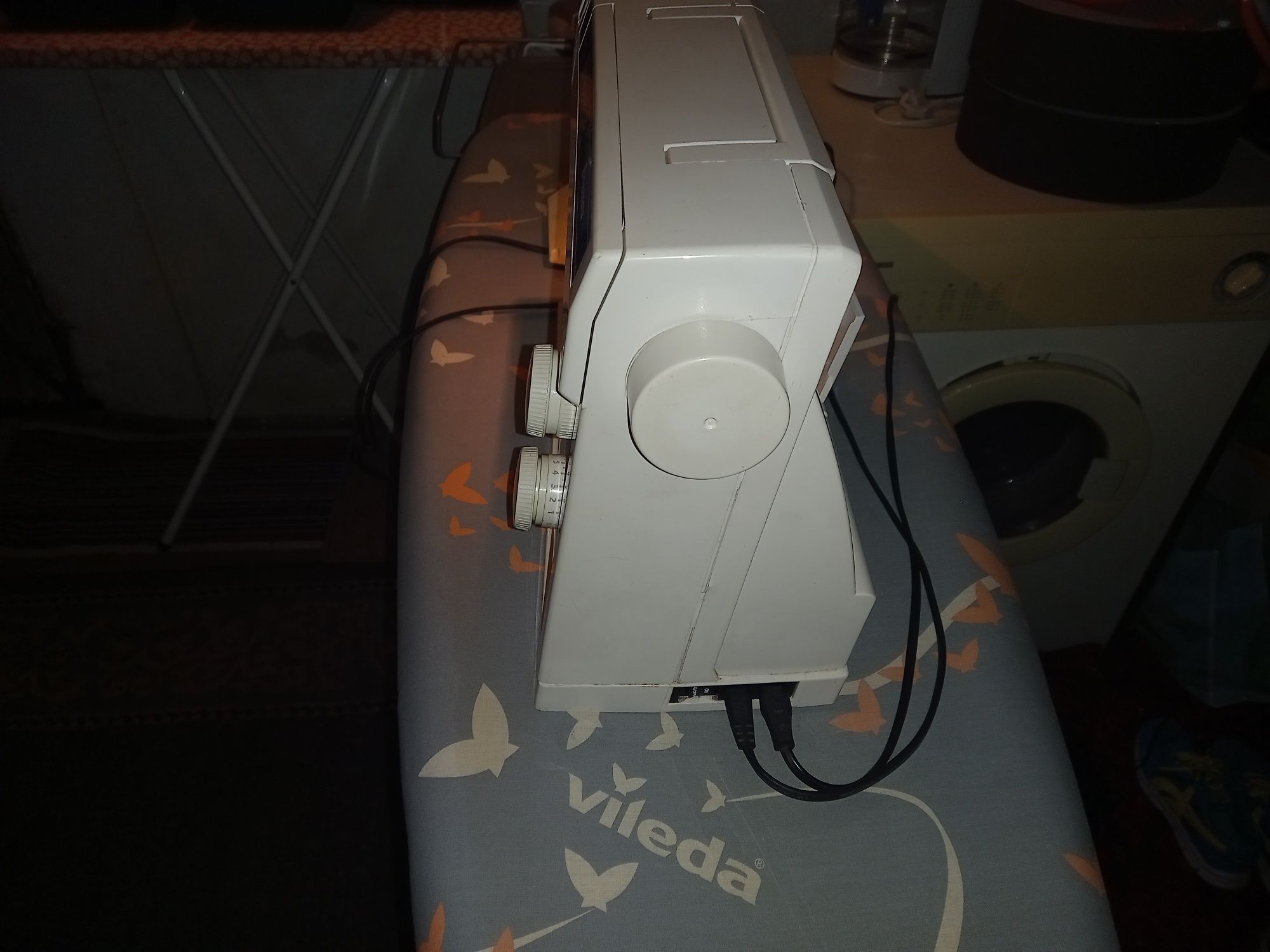 Máquina costura husqvarna 230