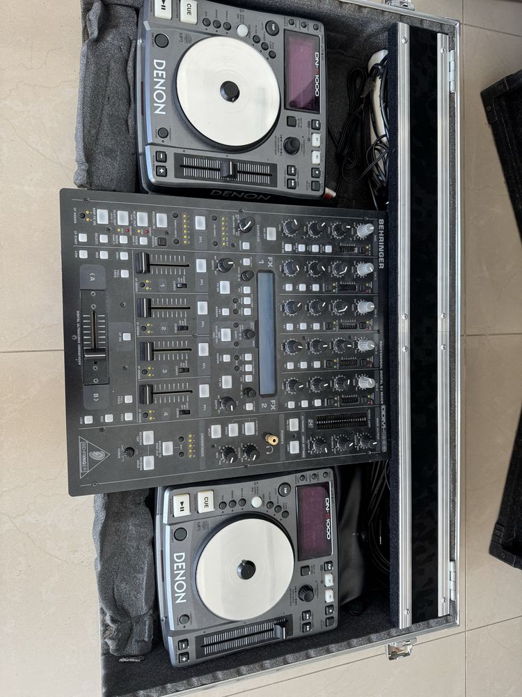 Zestaw dj konsola denon magnat ddm4000