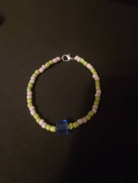 Zielono biała bransoletka