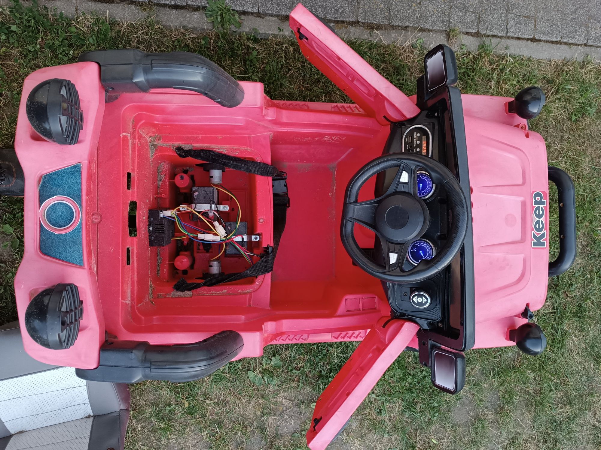 Auto samochód akumulator dzieci pojazd elektryczny jeep keep dziecka