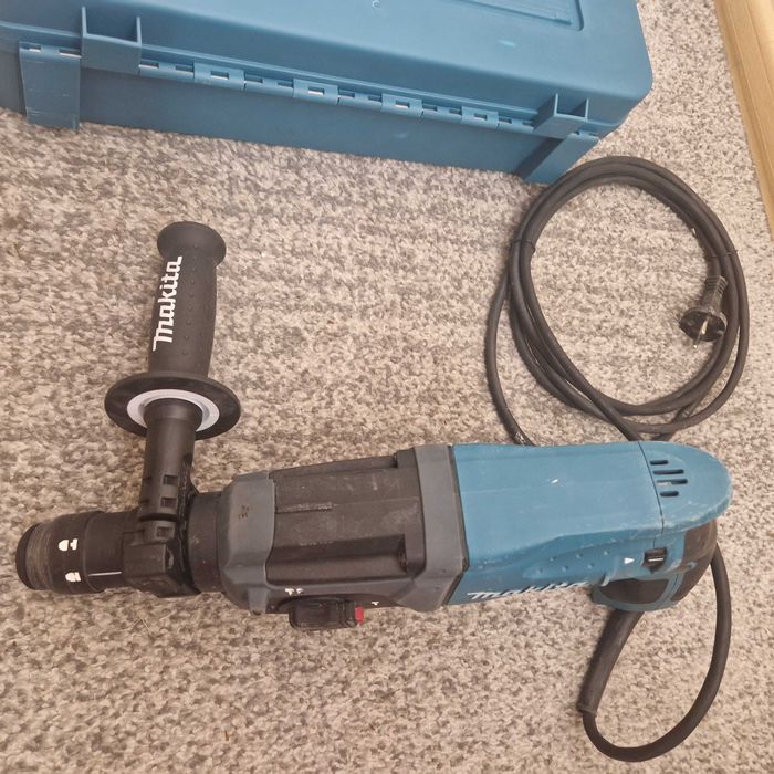 Młotowiertarka Makita HR2470T
