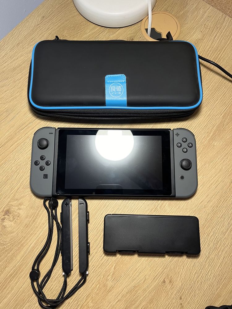 Nintendo Switch Gray
