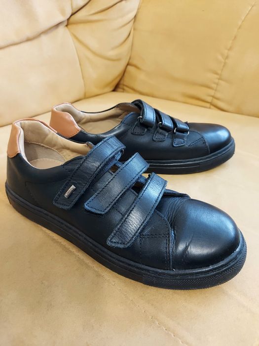 Buty skórzane Lasocki  Young  na komunię rozmiar 36