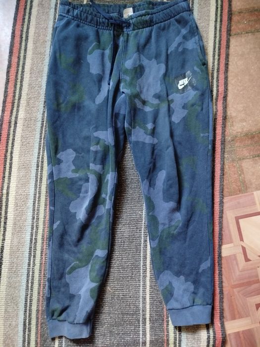 Nike Spodnie młodzieżowe różne rozmiary