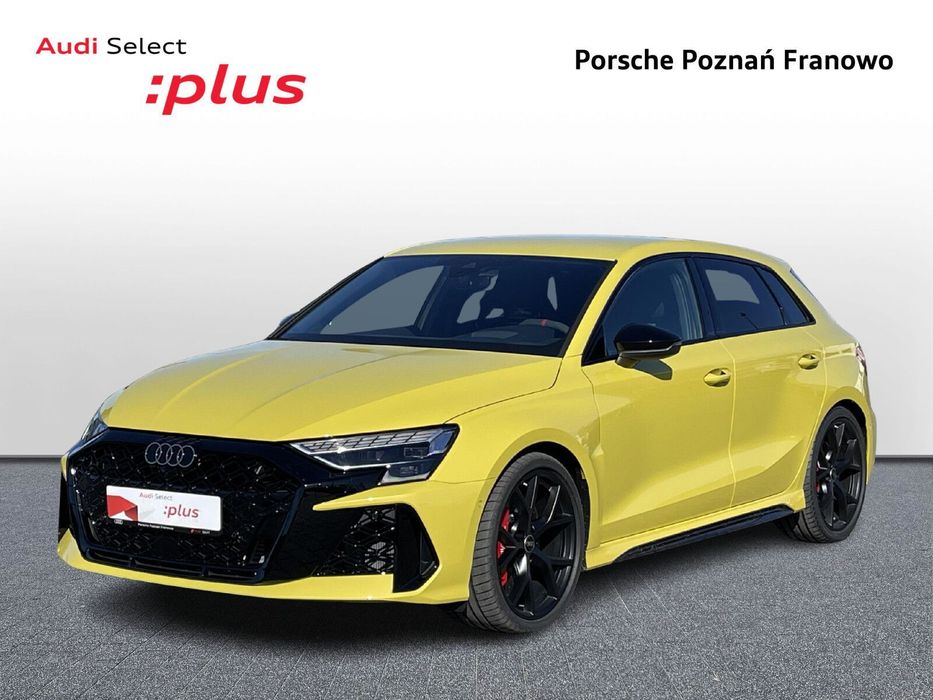 Audi RS3 Sportback salon Polska, Reflektory Matrix LED, Fotele RS