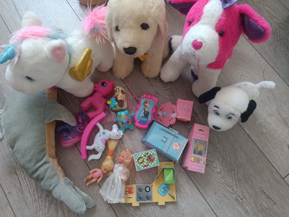 Іграшки однім лотом .Ціна за все 90грн.