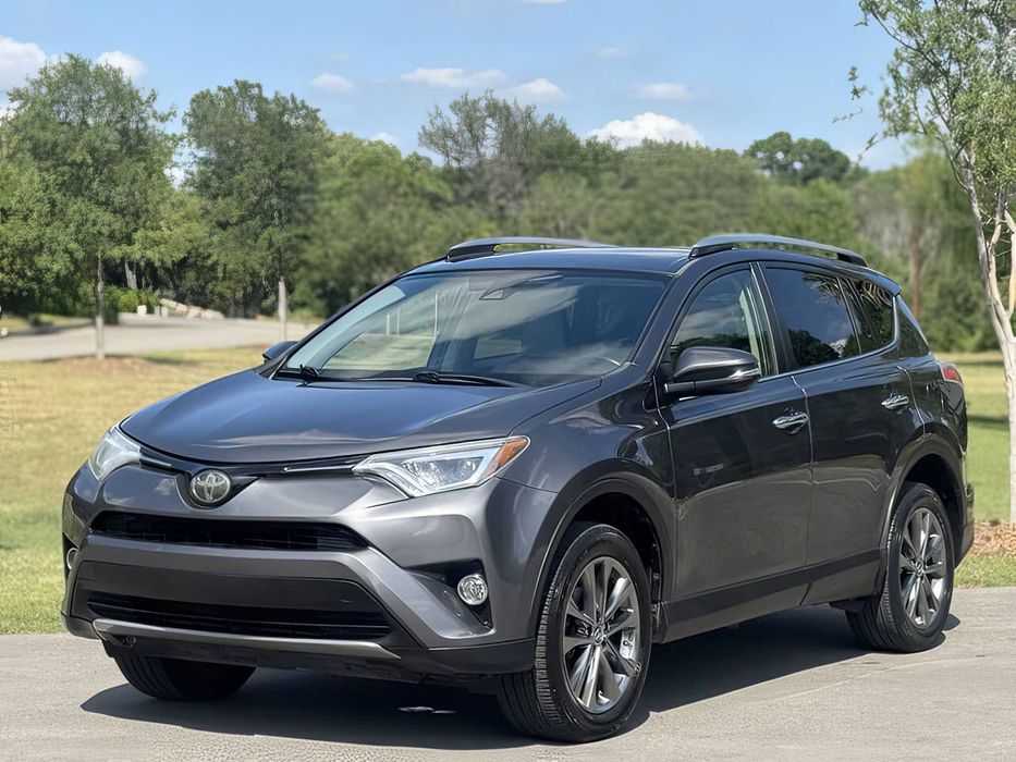 Toyota RAV4      2018