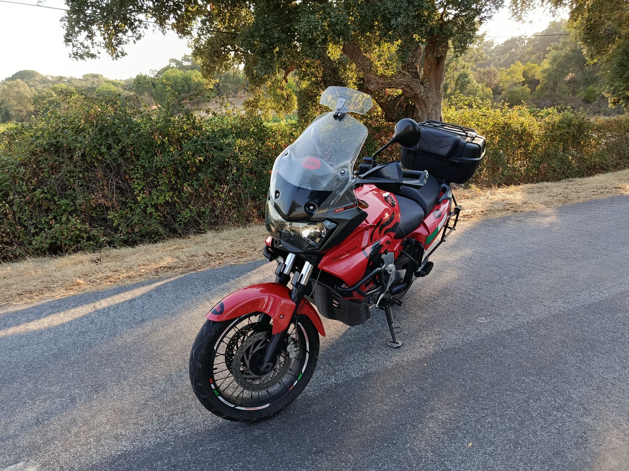 Aprilia caponord etv 1000