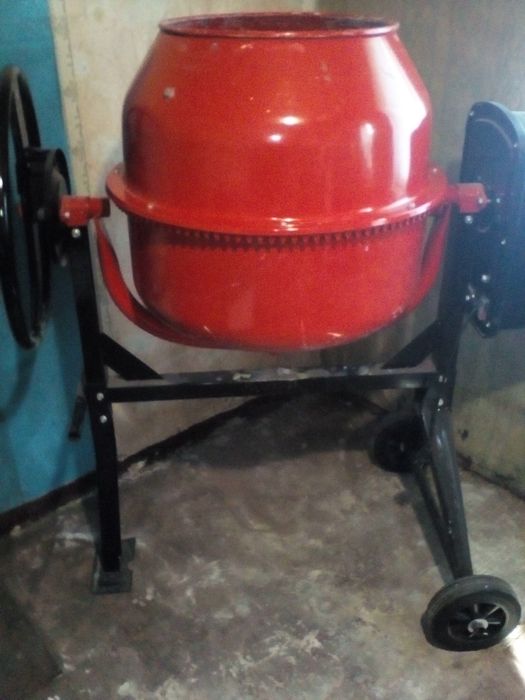 Сдам в аренду бетономешалку 150 грн.