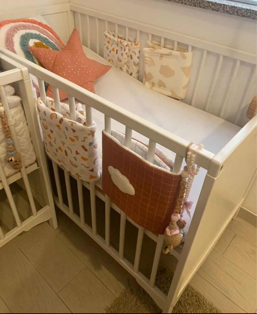 Berço/Cama de Grades Branca do Ikea - Com Colchão