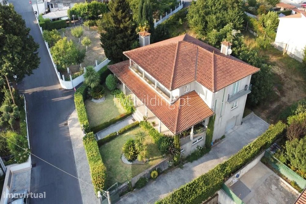 Moradia T4 Individual em Galegos S. Martinho, Barcelos