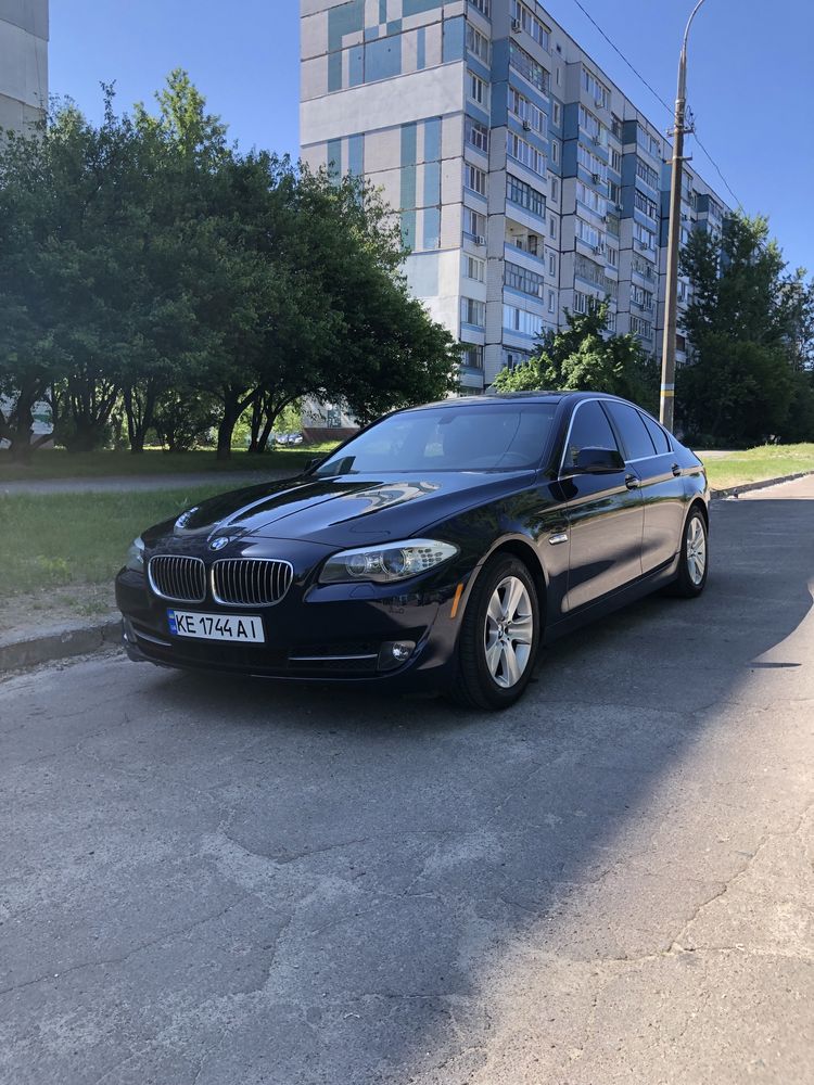 Продам БМВ F10 528i xdrive