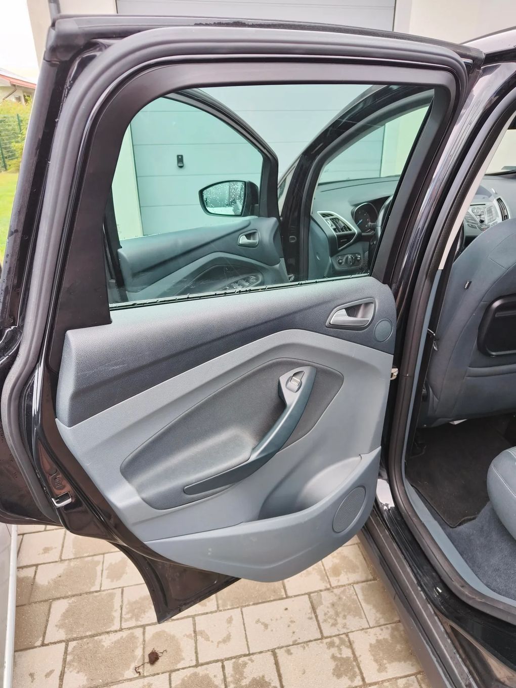 Ford C-MAX Sprzedam Forda C-Max-a w dobrym stanie technicznym.