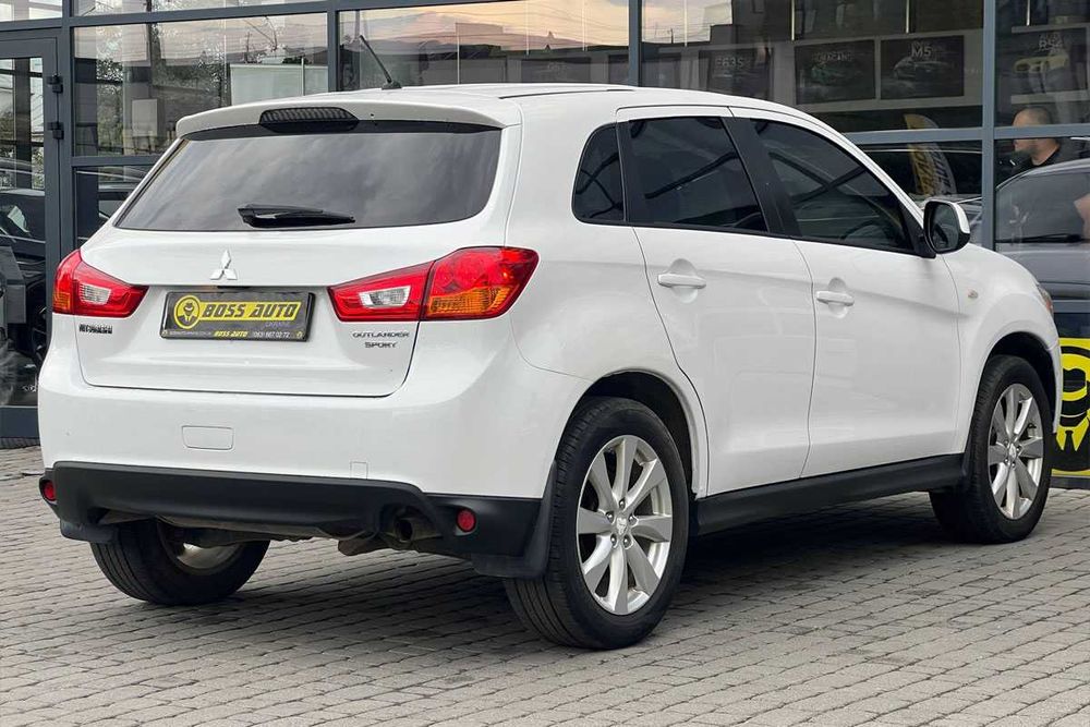 Mitsubishi Outlander Sport 2013