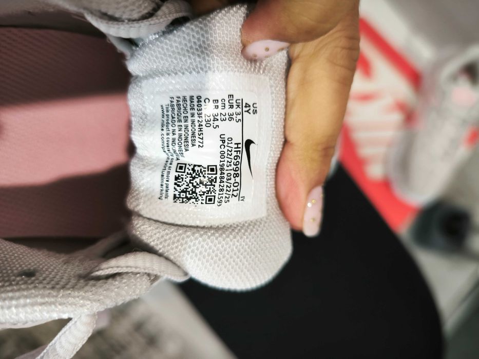 Sapatilhas Nike Vomero 5