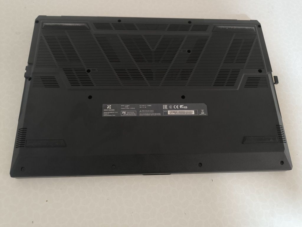 Laptop DM i7 13700H, 17"