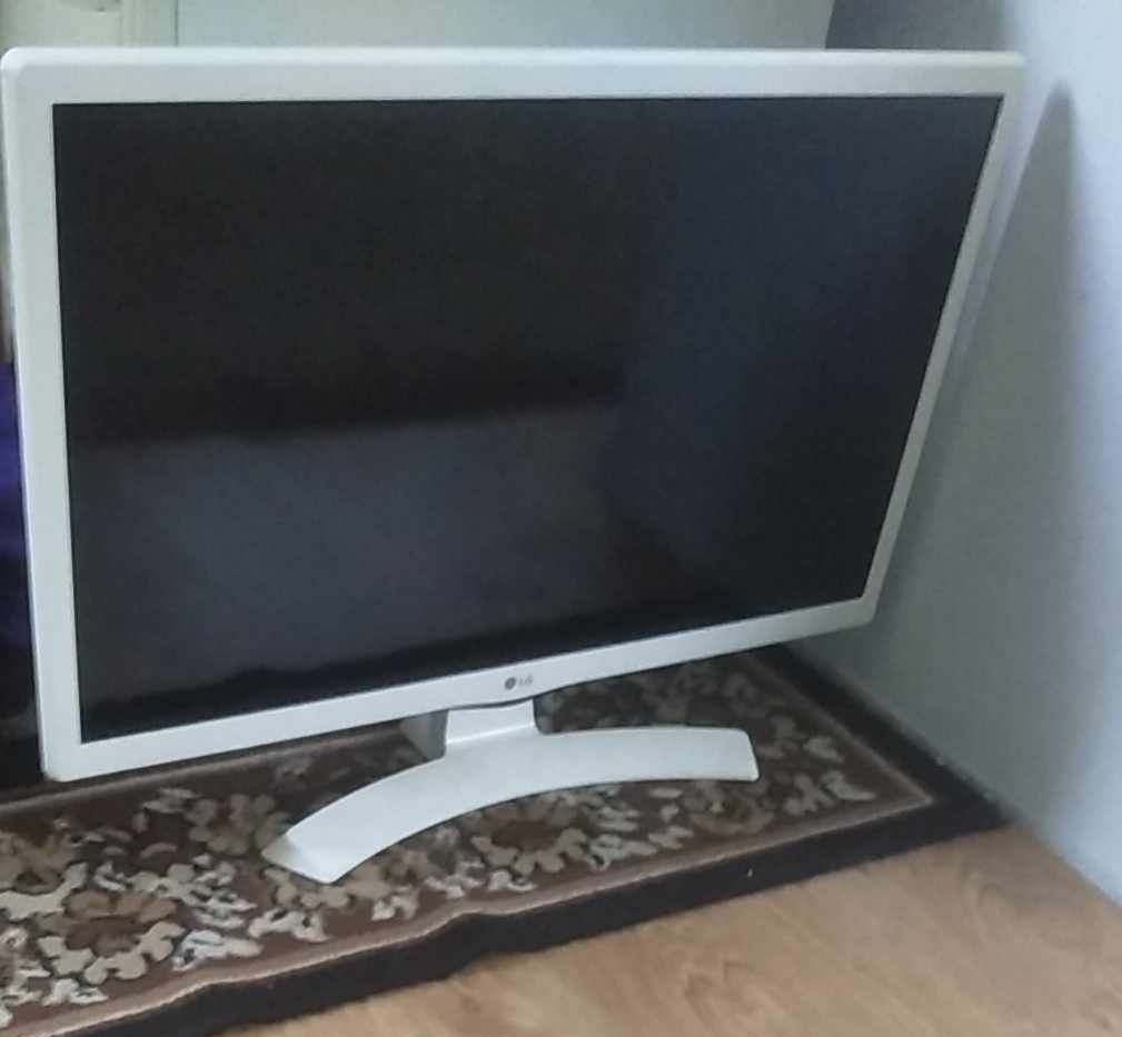 Monitor LG 24" z funkcją TV+pilot HDMI USB wbudowane głośniki