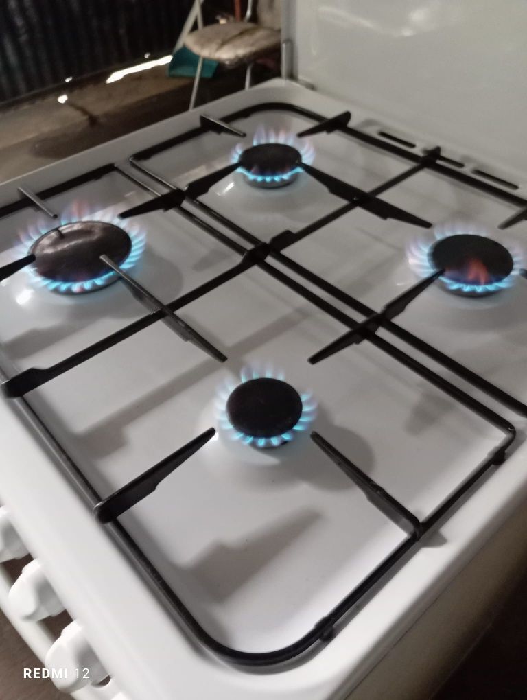 Fogão  Ariston estado novo