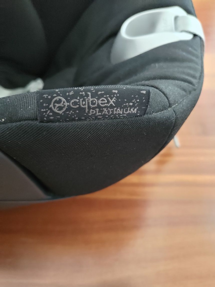 Vendo babycoque Cybex Cloud Z Preta