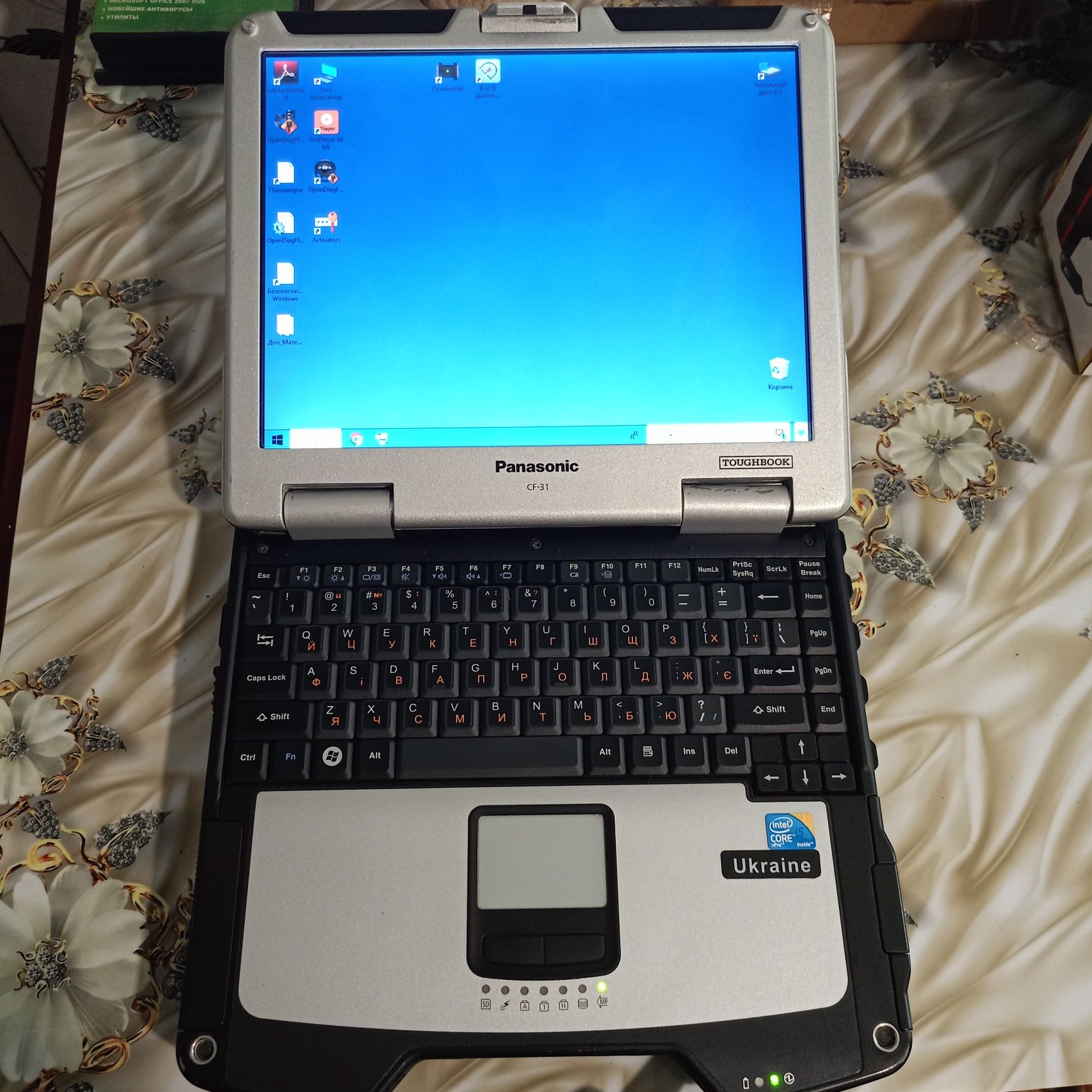 Ноутбук панасоник CF31 процесор i5  m520  2.40ghz  Ram 8 gb виндовс 10