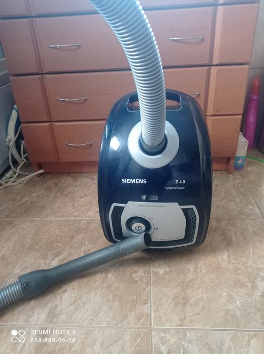 Пилосос Siemens Z4.0. пилесос