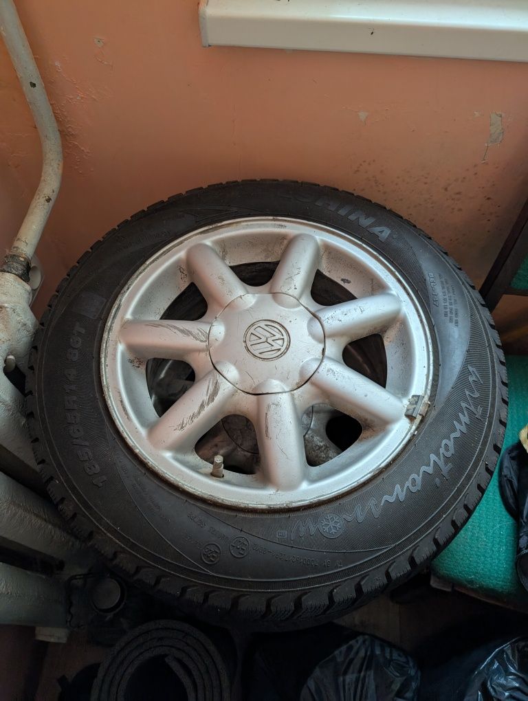 Диски з зимовою резиною r14 Volkswagen