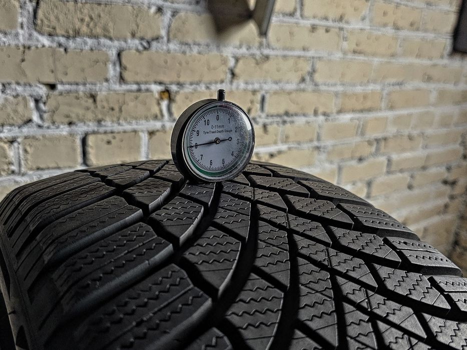 Зимові 225/50r17 Bridgestone | 8mm | 2022 | Стан нових | Преміум шини