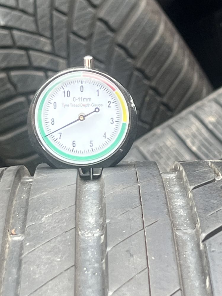 *Opona Bridgestone 225/45/17 pojedynka