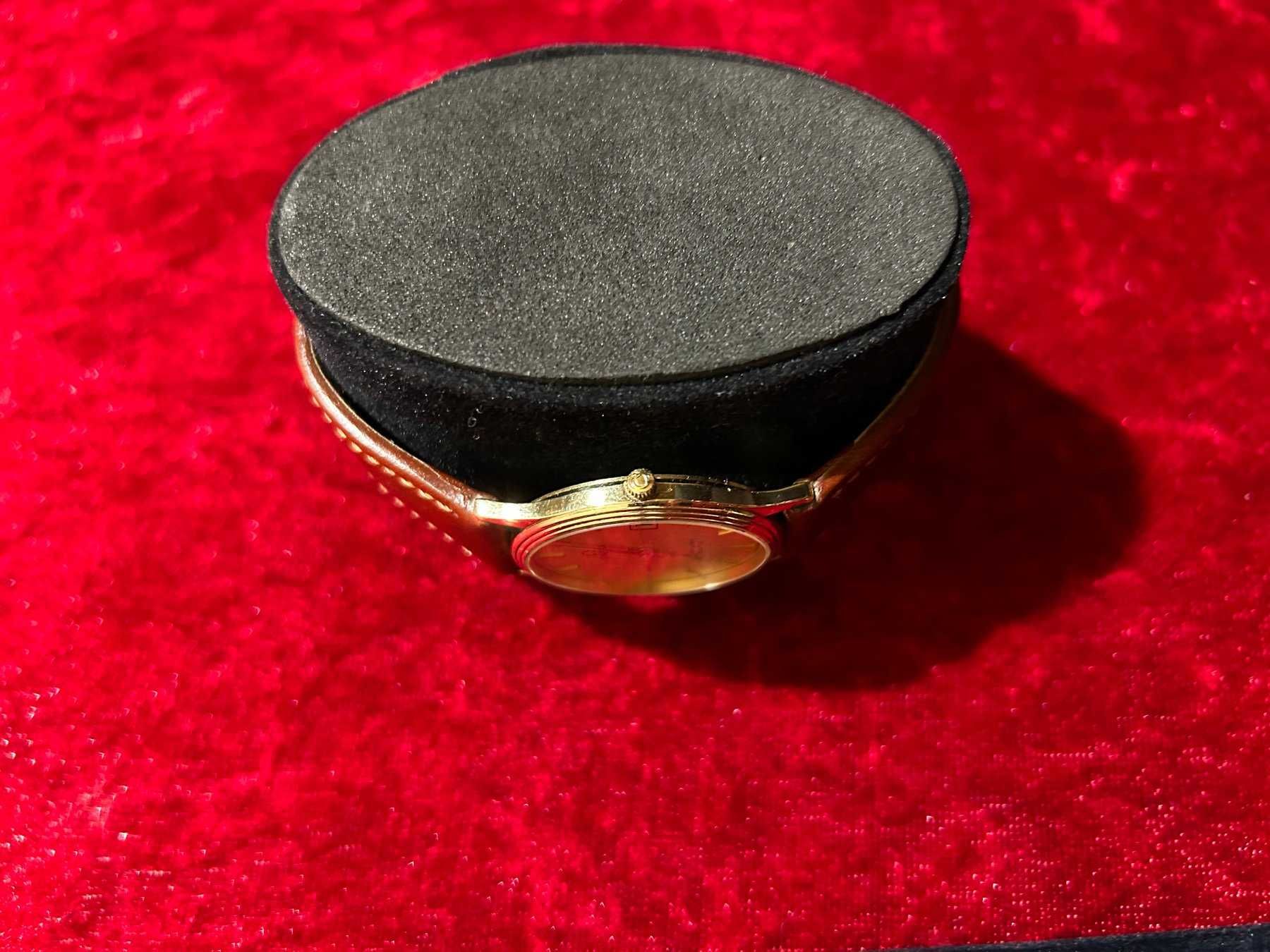 Złoty zegarek omega seamaster 18k