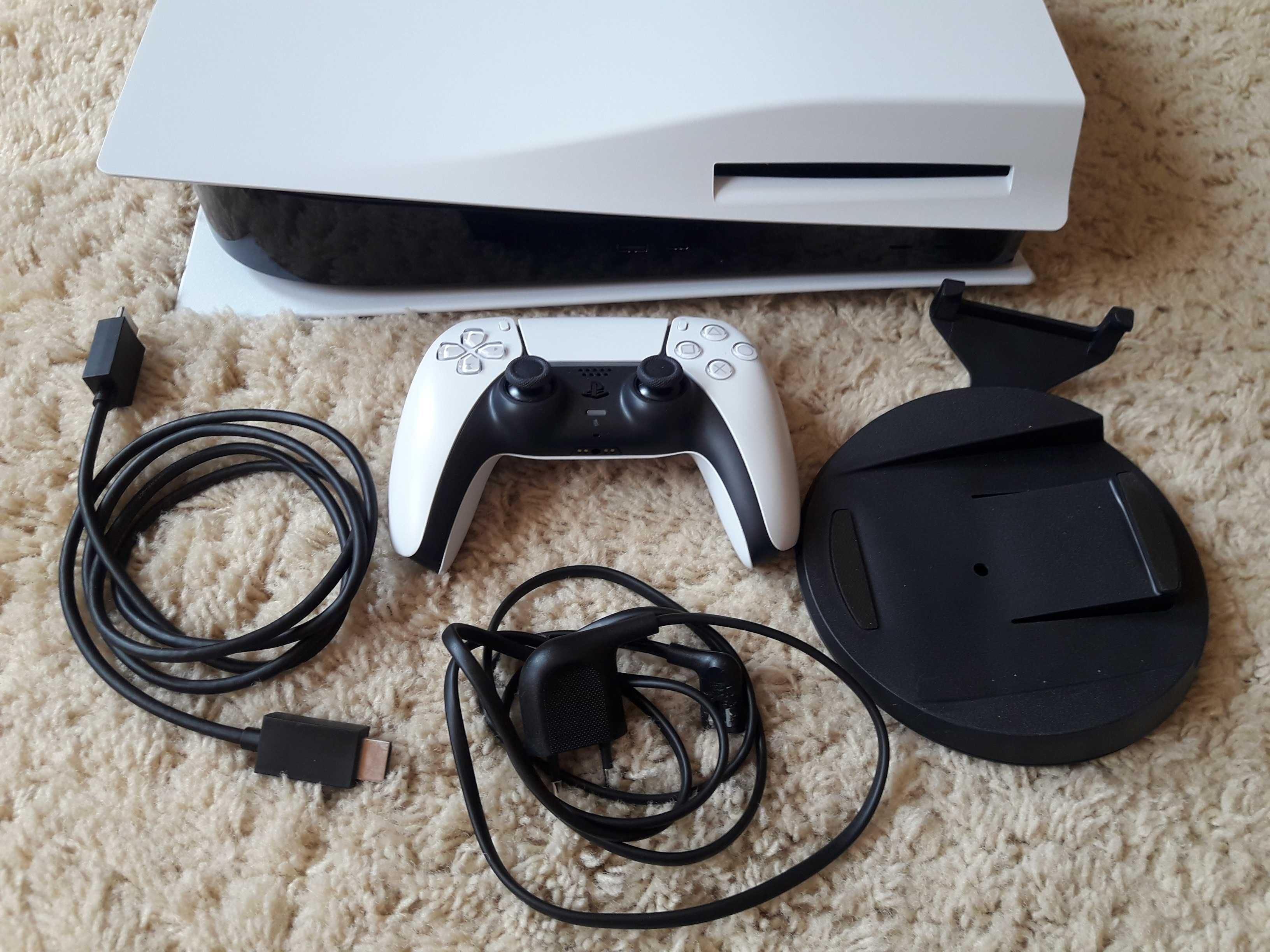 Sony PlayStation 5 825GB White с Blu-ray приводом CFI-1008A