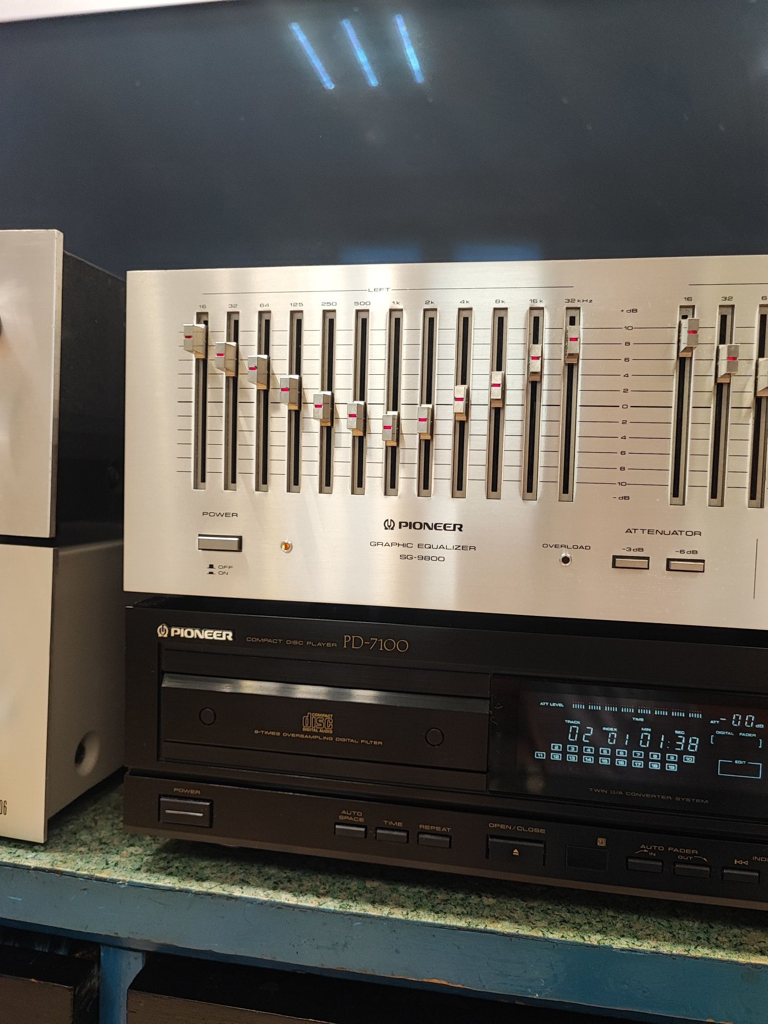 Pioneer Sg 9800 korektor blue line