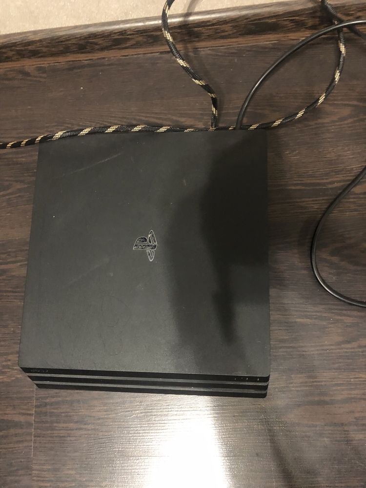Playstation 4 pro на 1тб