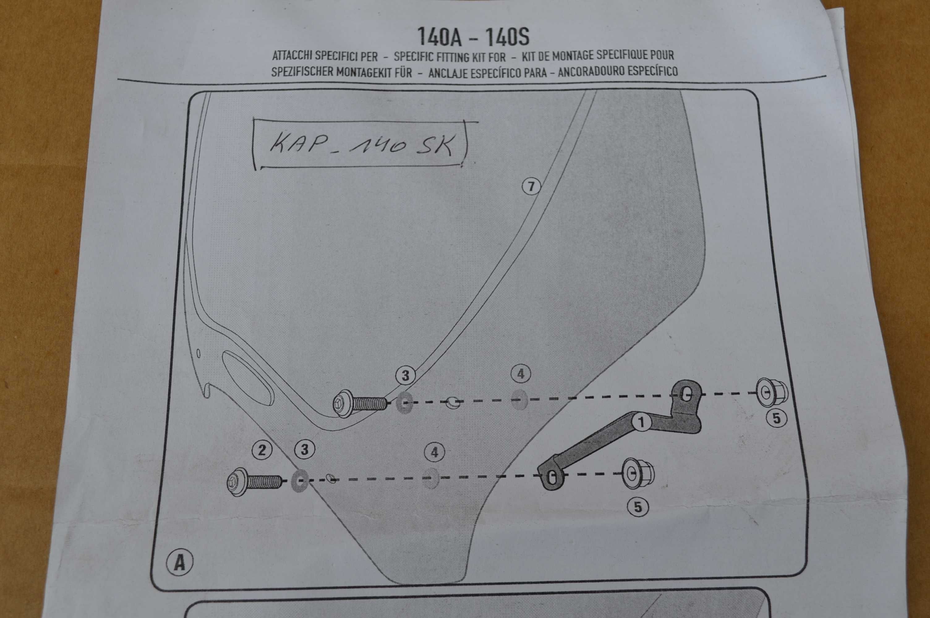 Givi/Kappa s140 SZYBA rebel vulcan royal scrambler triumph 35x41cm