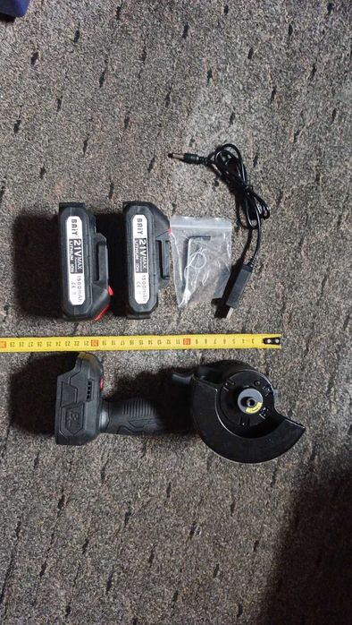 миниболгарка 21 вольт 2 аккума