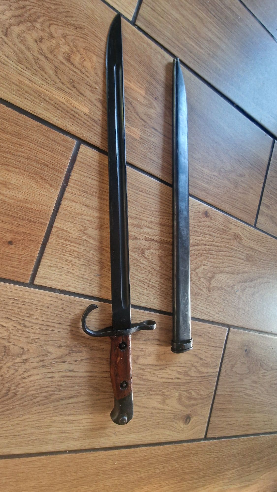 ARISAKA Bagnet Japonski