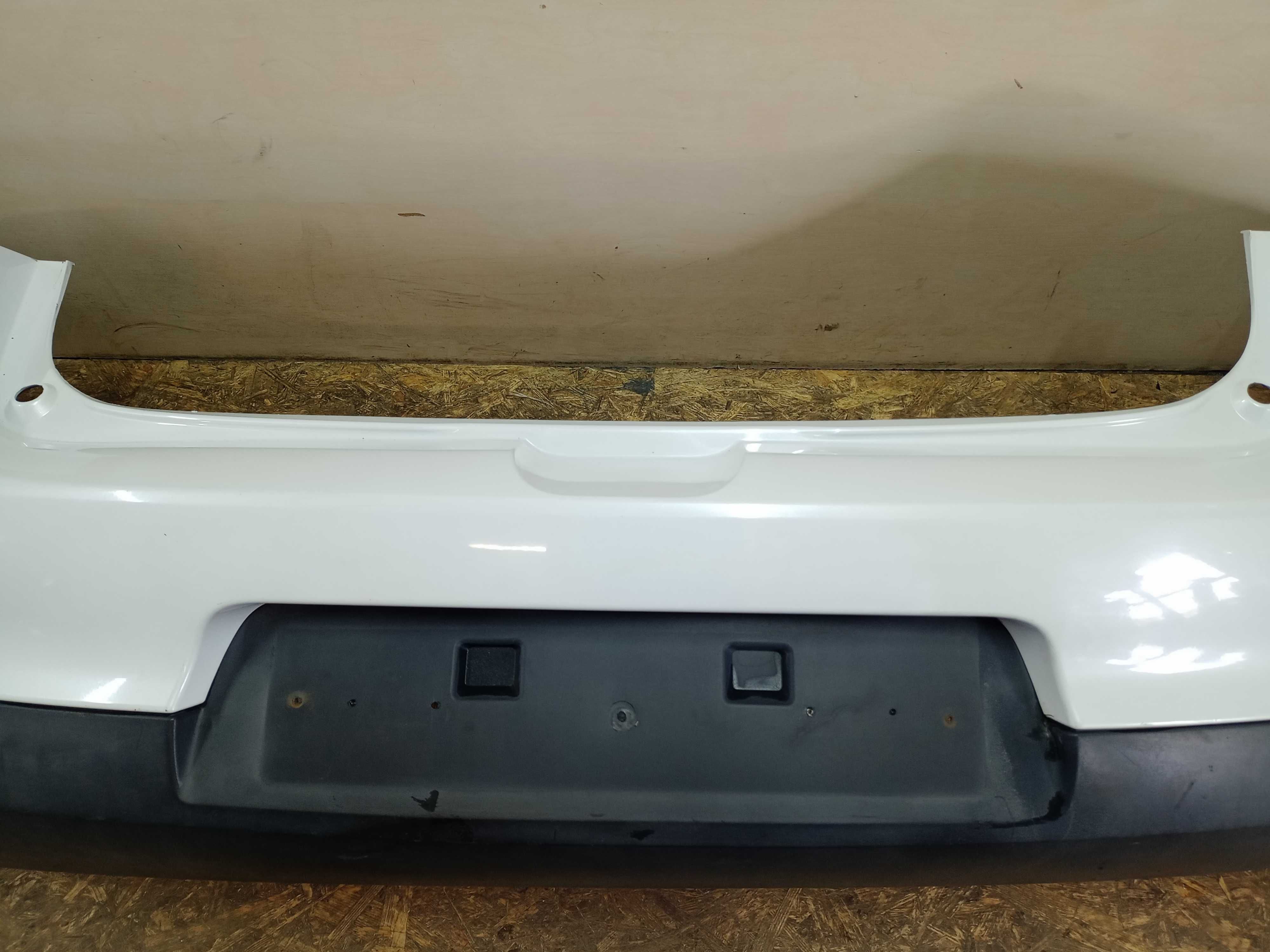 Renault Megane 3 III HB hatchback zderzak tył tylny kolor TEQNC