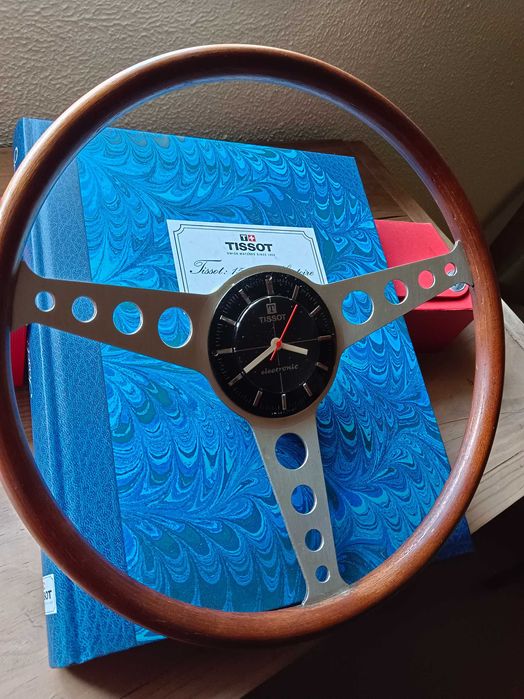 Volante Tissot de Parede
