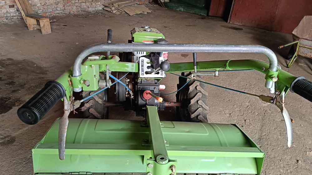 продам мотоблок КЕНТАВР 10/10Д