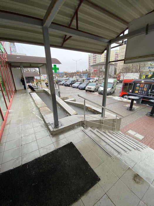 Оренда об'єкта 606,2 м2/ В'їзд Набережний 7/ м. Пісочин/ ТРК Мобіль