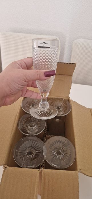Conjunto de 6 flutes Vista Alegre ( pf ler o anúncio todo)