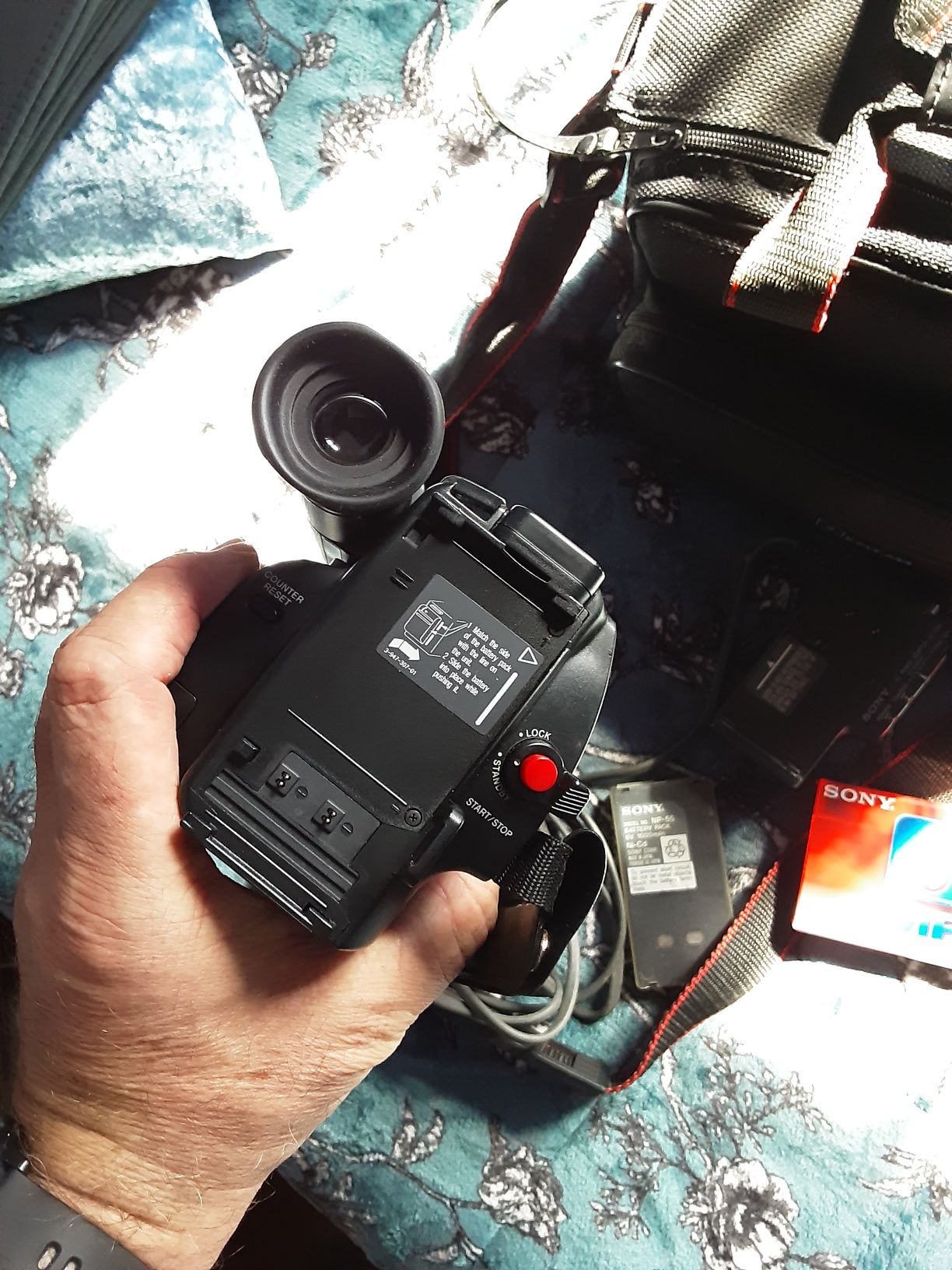 Câmara sony handycam CCD-TR350E