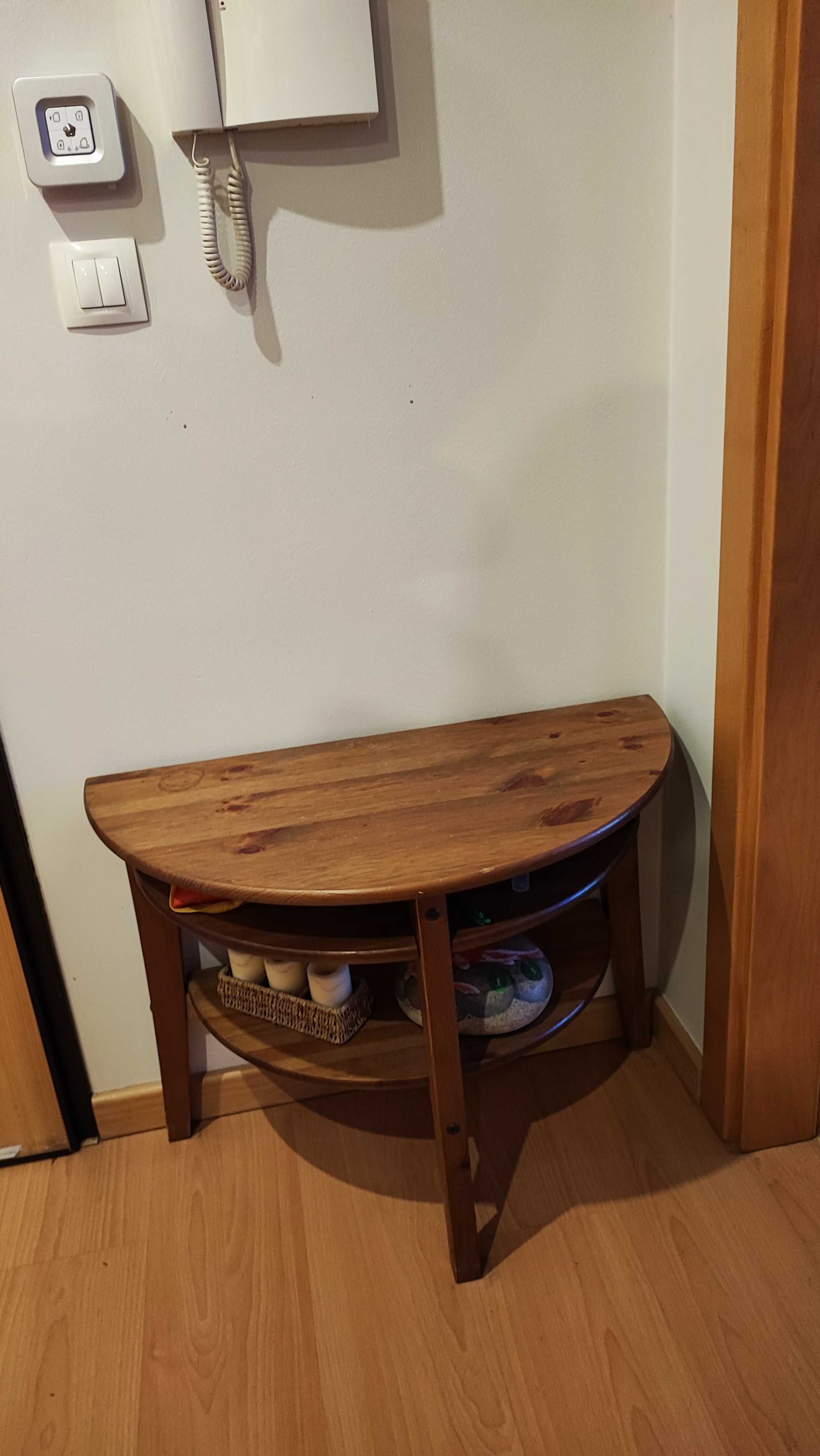Mesa pequena rustica