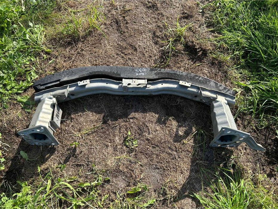 Belka zderzaka przedniego przód Fiat Croma II