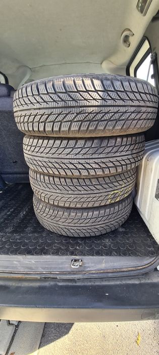 Opony zimowe Goodride SW608 Snowmaster 165/70 R14