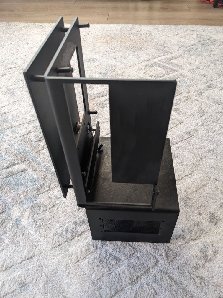 Відкритий корпус ПК Openstand Mommentum itx