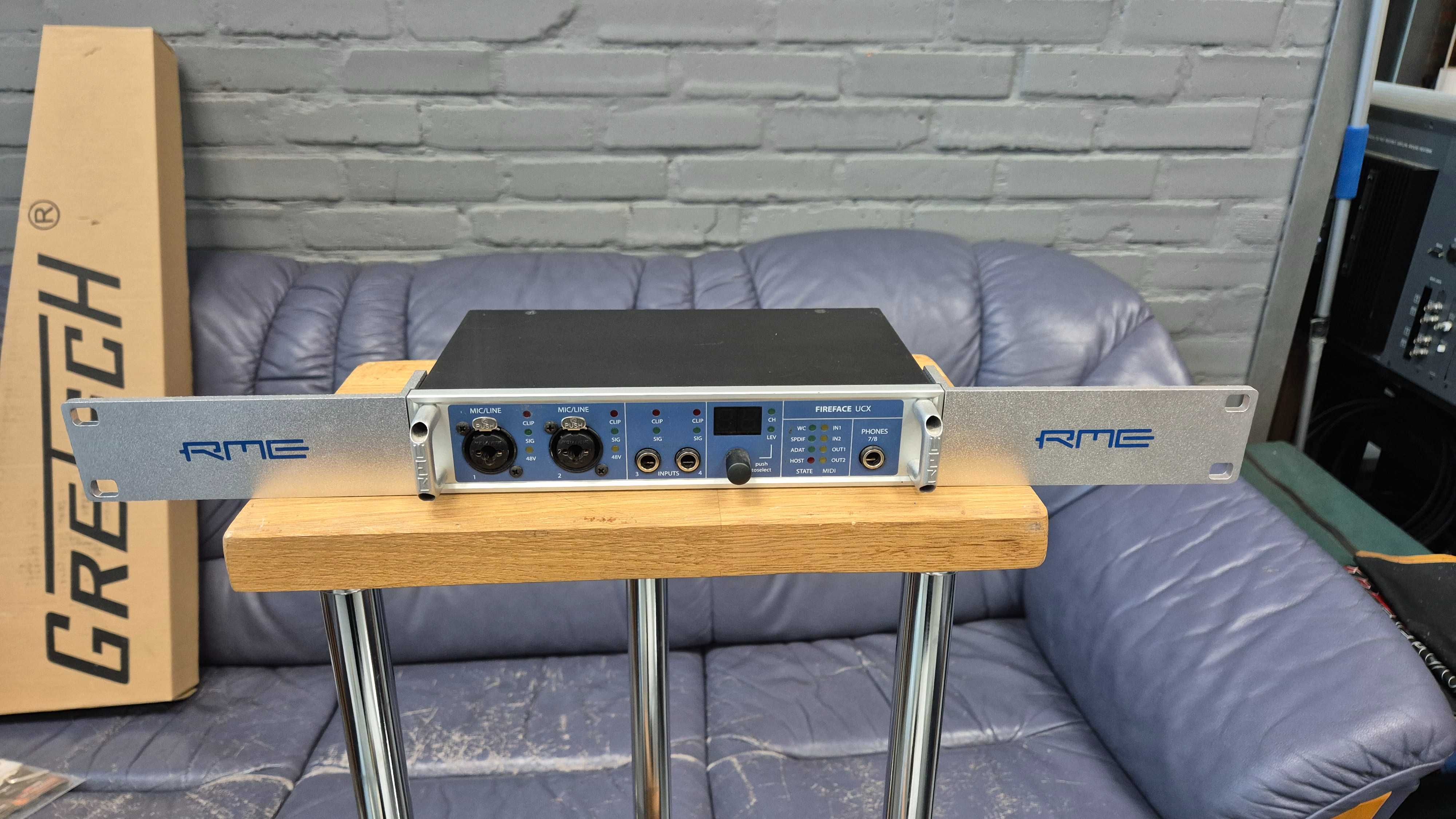 RME Fireface UCX 36-channel USB/FireWire. Аудіоінтерфейс,Звукова карта