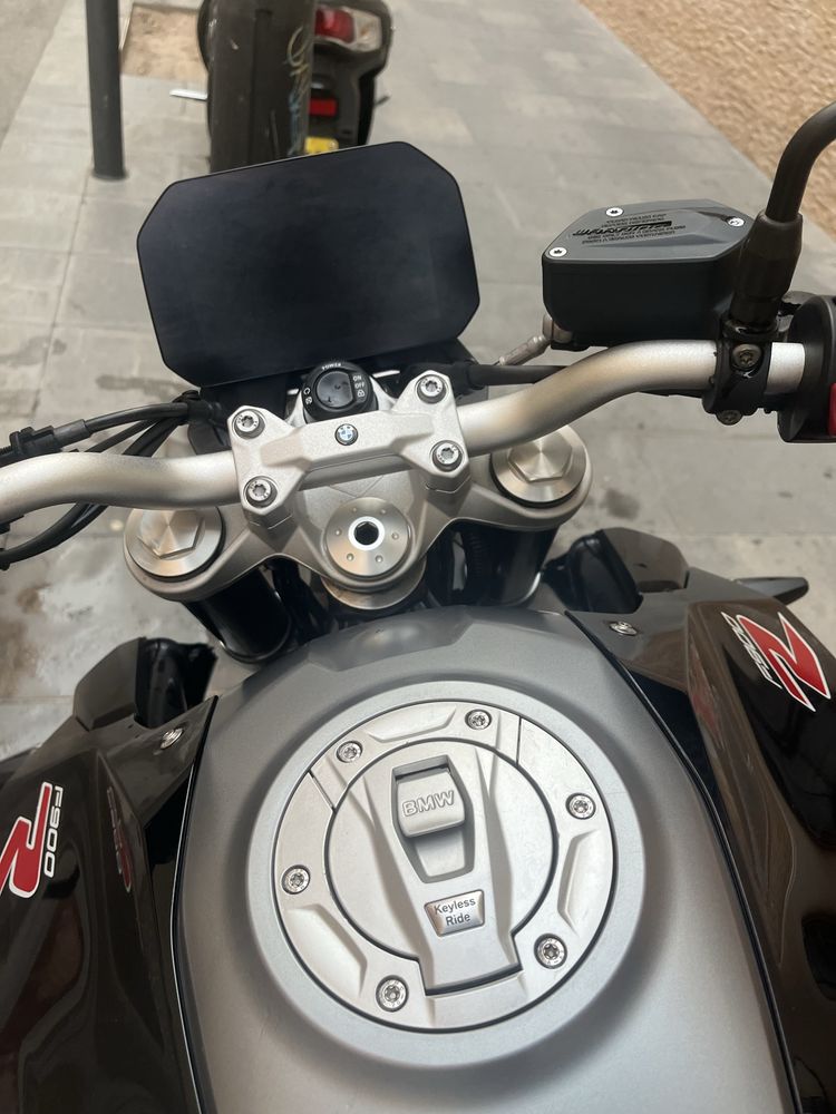 Bmw   F900R   2021