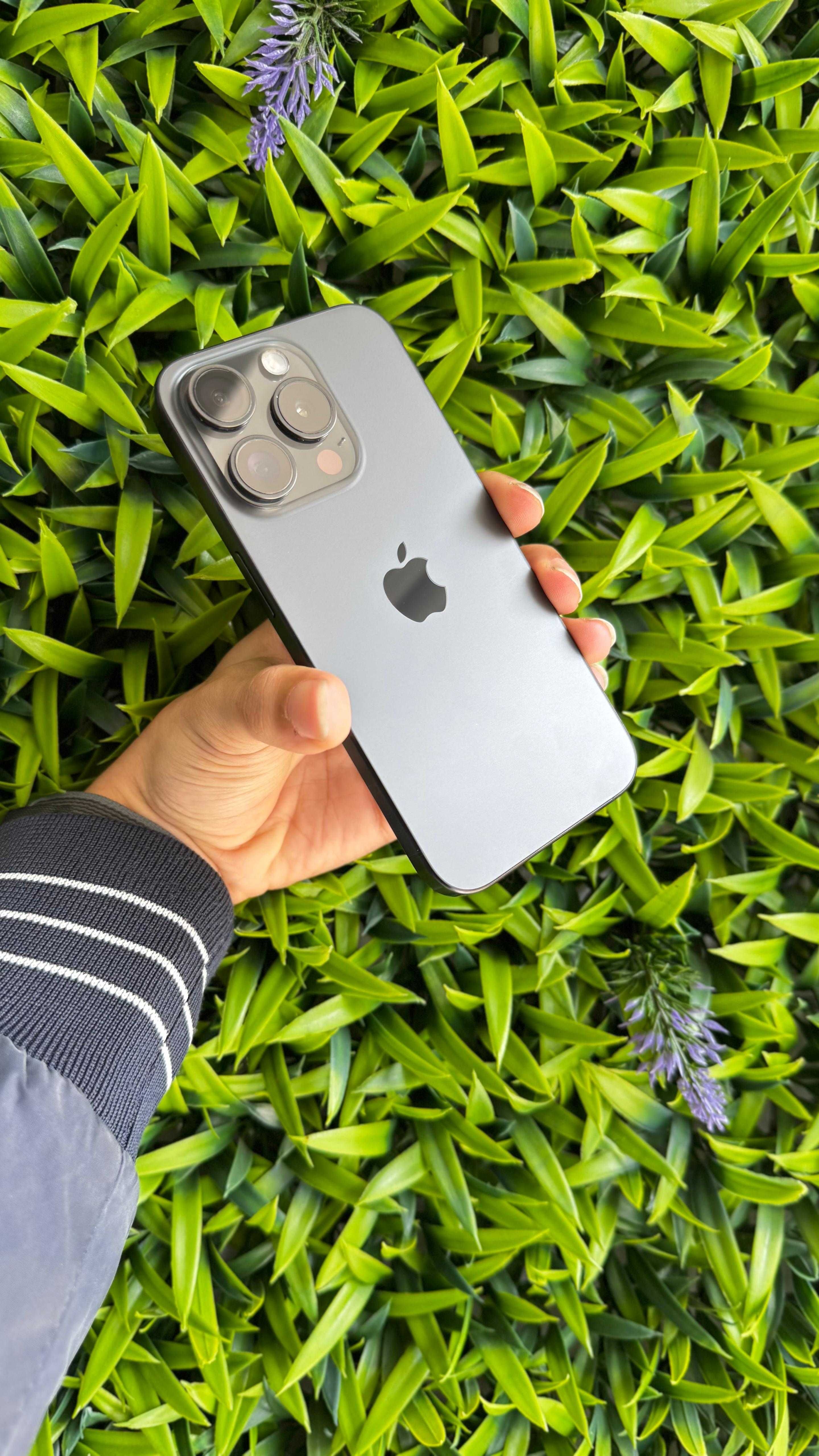 iPhone 15 Pro 256GB Preto Titânio - Loja Ovar